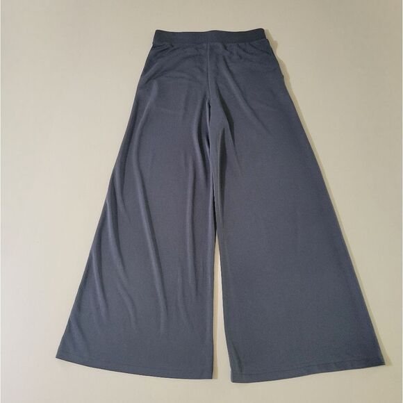 Fabletics Gray Sleek Knit Wide Leg Pant - Picture 14 of 15